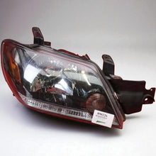Laden Sie das Bild in den Galerie-Viewer, Frontscheinwerfer Mitsubishi Outlander I Rechts Scheinwerfer Headlight