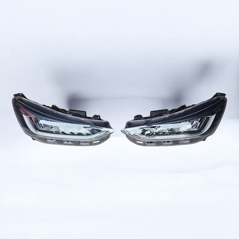 Frontscheinwerfer Ford Focus IV NX7B-13E014-CD LED Ein Stück (Rechts oder Links)