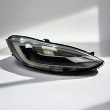 Laden Sie das Bild in den Galerie-Viewer, Frontscheinwerfer Tesla S 105357300A Rechts Scheinwerfer Headlight
