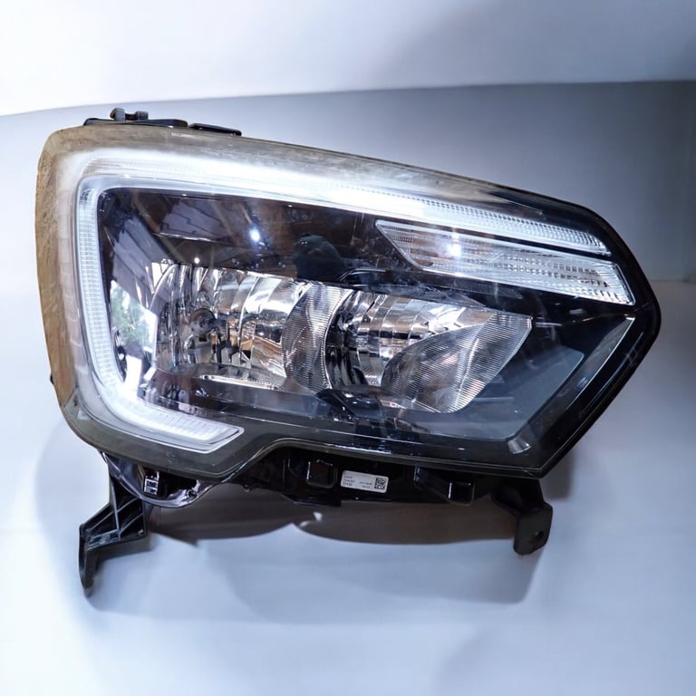 Frontscheinwerfer Renault Master III 260105567R Rechts Scheinwerfer Headlight