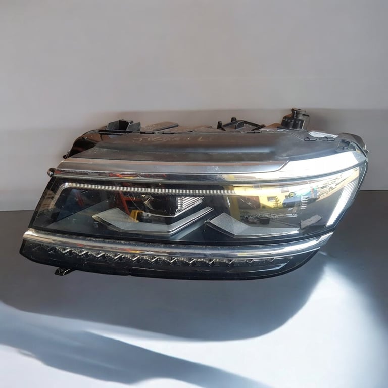 Frontscheinwerfer VW Tiguan 5NB941081D LED Links Scheinwerfer Headlight