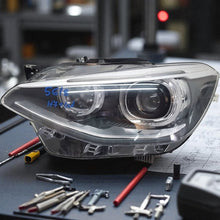 Laden Sie das Bild in den Galerie-Viewer, Frontscheinwerfer BMW F21 F20 56-8-ATS LED Ein Stück (Rechts oder Links) SCH1340719236xl