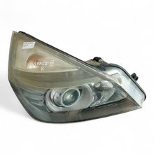 Laden Sie das Bild in den Galerie-Viewer, Frontscheinwerfer Renault Espace IV 8200394710 Xenon Rechts Headlight SCH4518660851bi