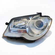 Laden Sie das Bild in den Galerie-Viewer, Frontscheinwerfer VW Touran 1T1941005B Halogen Links Scheinwerfer Headlight