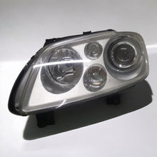 Laden Sie das Bild in den Galerie-Viewer, Frontscheinwerfer VW Touran 1T0941031F Links Scheinwerfer Headlight