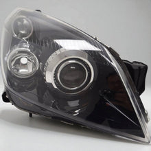 Laden Sie das Bild in den Galerie-Viewer, Frontscheinwerfer Opel Astra Xenon Rechts Scheinwerfer Headlight SCH9102466973xh