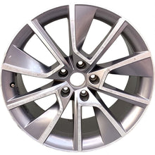 Laden Sie das Bild in den Galerie-Viewer, 1x Alufelge 18 Zoll 8.5&quot; 5x112 41ET 3V0601025BC Skoda Superb Iii Rim Wheel