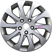Laden Sie das Bild in den Galerie-Viewer, 1x Alufelge 16 Zoll 6.5&quot; 5x112 46ET 5F0601025A Seat Altea Rim Wheel