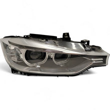 Laden Sie das Bild in den Galerie-Viewer, Frontscheinwerfer BMW F30 7314532 Xenon Rechts Scheinwerfer Headlight SCH7070485119nt