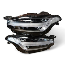 Laden Sie das Bild in den Galerie-Viewer, Frontscheinwerfer Volvo Xc90 32338953 32338952 LED Ein Satz Headlight