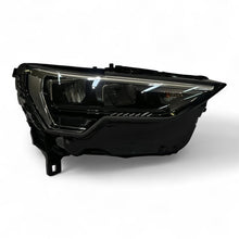Laden Sie das Bild in den Galerie-Viewer, Frontscheinwerfer Audi Q3 83A941012 LED Rechts Scheinwerfer Headlight SCH9347949486fr