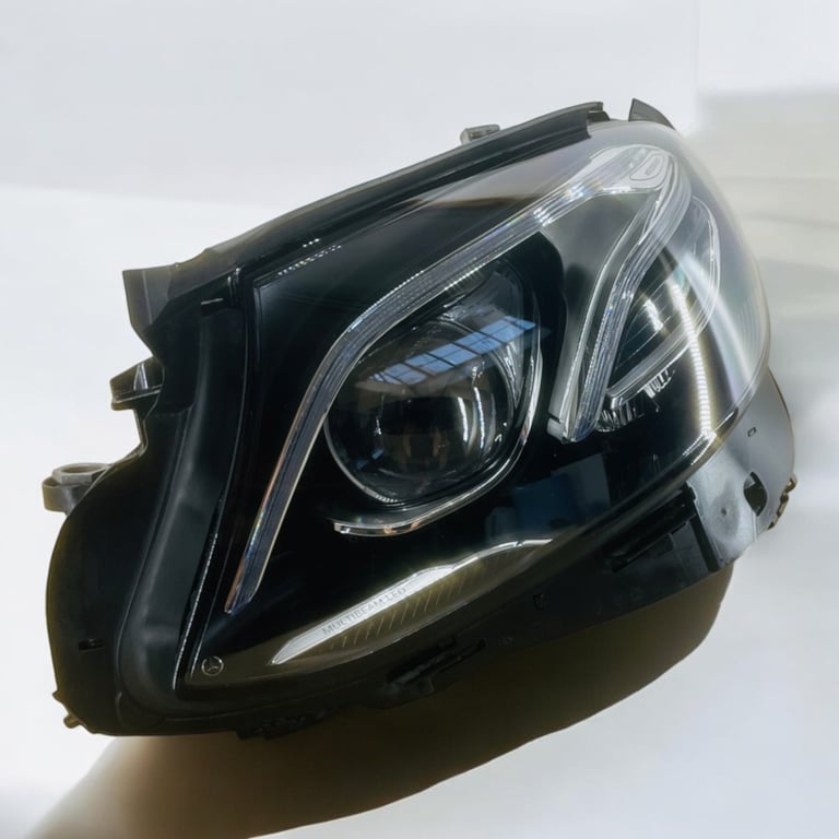 Frontscheinwerfer Mercedes-Benz W213 A2139069508K2 A2139069508 LED Links SCH2481877662ue