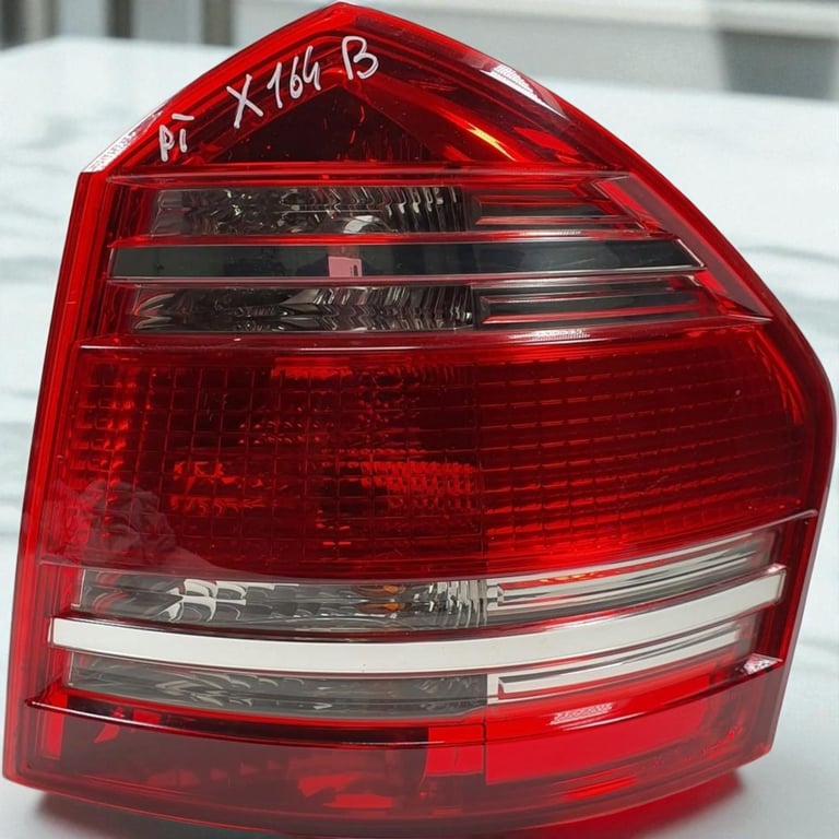 Rückleuchte Mercedes-Benz X164 A1648200564 Rechts Rearlight