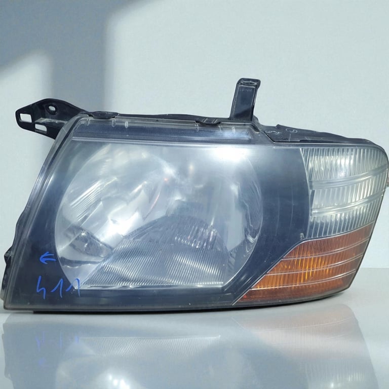 Frontscheinwerfer Mitsubishi Pajero III Xenon Links Scheinwerfer Headlight