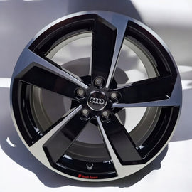 4x Alufelge 18 Zoll 8.0