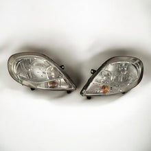 Laden Sie das Bild in den Galerie-Viewer, Frontscheinwerfer Renault Trafic II 8200701354 8200701356 LED Rechts oder Links