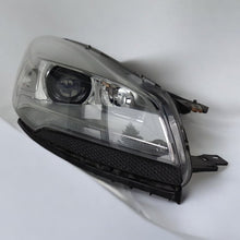 Laden Sie das Bild in den Galerie-Viewer, Frontscheinwerfer Ford Kuga CV44-13D154-AF Rechts Scheinwerfer Headlight