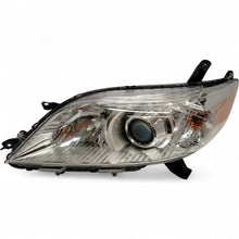 Load image into Gallery viewer, Frontscheinwerfer Toyota Sienna P8648 Ein Stück (Rechts oder Links) Headlight SCH6863135725ug