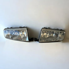 Laden Sie das Bild in den Galerie-Viewer, Frontscheinwerfer Skoda Fabia I Ein Stück (Rechts oder Links) Headlight