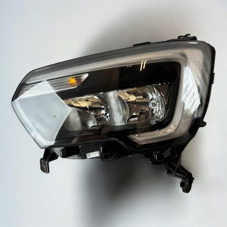 Frontscheinwerfer Renault Master 260607867R Links Scheinwerfer Headlight