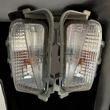 Load image into Gallery viewer, Frontscheinwerfer Toyota Prius Ein Stück (Rechts oder Links) Headlight SCH4257438622lu