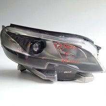 Laden Sie das Bild in den Galerie-Viewer, Frontscheinwerfer Peugeot Expert 9808235780-00 Xenon Rechts Headlight SCH6560616064tu