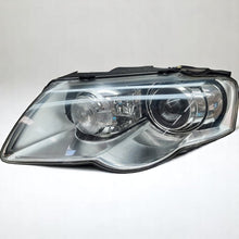 Load image into Gallery viewer, Frontscheinwerfer VW Passat 3C0941751K Bi-Xenon Links Scheinwerfer Headlight SCH1312654451ml