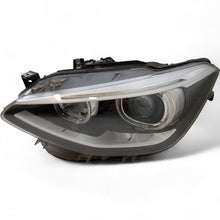 Laden Sie das Bild in den Galerie-Viewer, Frontscheinwerfer BMW 1 F21 F20 7229677-10 Xenon Ein Stück (Rechts oder Links)