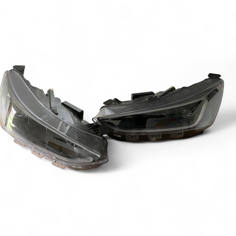 Frontscheinwerfer Ford Focus NX7B-13E016-AG LED Ein Satz Scheinwerfer Headlight SCH3799658772ka