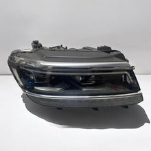 Load image into Gallery viewer, Frontscheinwerfer VW Tiguan 5NB941082B LED Rechts Scheinwerfer Headlight