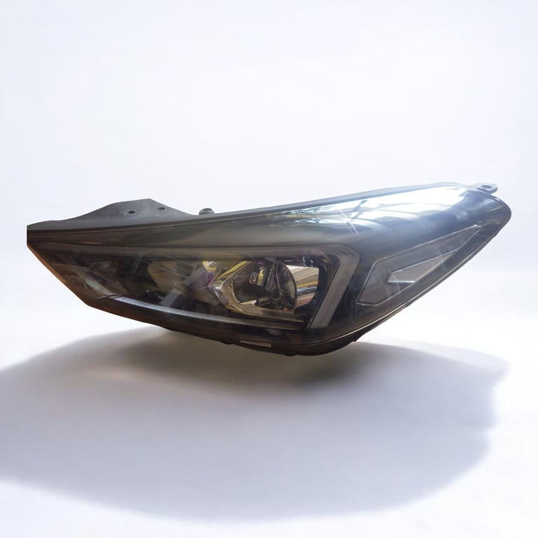 Frontscheinwerfer Hyundai Tucson 92101D7600 Links Scheinwerfer Headlight