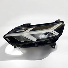 Laden Sie das Bild in den Galerie-Viewer, Frontscheinwerfer Dacia Sandero III Jogger 260602561R LED Rechts oder Links