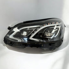 Laden Sie das Bild in den Galerie-Viewer, Frontscheinwerfer Mercedes-Benz W212 A2129063103 Full LED Links Headlight SCH7293938998as