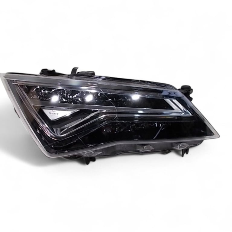 Frontscheinwerfer Seat Ateca 576941008 LED Rechts Scheinwerfer Headlight SCH8131624521bz