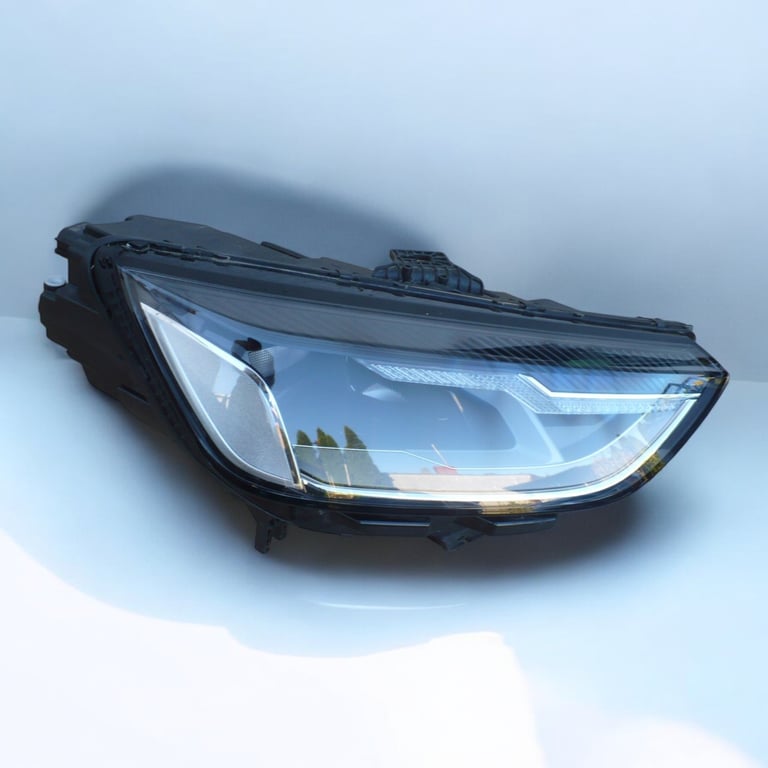 Frontscheinwerfer Audi A4 B9 8W0941012 LED Ein Stück (Rechts oder Links)