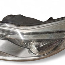 Load image into Gallery viewer, Frontscheinwerfer Ford Focus BM51-13D154-AK Xenon Ein Stück (Rechts oder Links) SCH2059739257ly