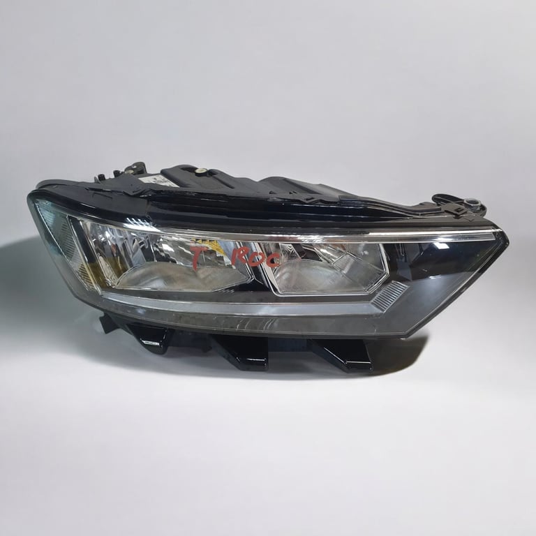 Frontscheinwerfer VW T-Roc AWU10523 90136442 Rechts Scheinwerfer Headlight