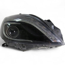 Load image into Gallery viewer, Frontscheinwerfer Mercedes-Benz W246 A2468207861 Xenon Rechts Headlight SCH6109837149dn