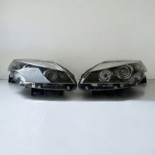 Load image into Gallery viewer, Frontscheinwerfer Renault Laguna III 260105823R 260601102R Ein Satz Headlight