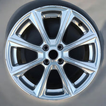 Laden Sie das Bild in den Galerie-Viewer, 1x Alufelge 18 Zoll 7.0&quot; 4x108 47 5ET Glanz H1BC-1007-E1 Ford Fiesta Rim Wheel