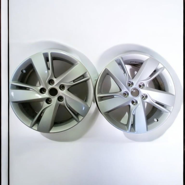 1x Alufelge 17 Zoll 7.0" 5x115 44ET 13367272 Opel Zafira Rim Wheel FEL8241539305vi