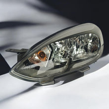 Laden Sie das Bild in den Galerie-Viewer, Frontscheinwerfer Ford Fiesta H1BB-13W030-AE Links Scheinwerfer Headlight SCH7582312447zw