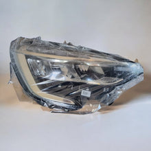 Laden Sie das Bild in den Galerie-Viewer, Frontscheinwerfer Renault Clio V 260103814 Rechts Scheinwerfer Headlight