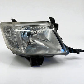 Frontscheinwerfer Toyota Hilux Rechts Scheinwerfer Headlight SCH8760258555zx