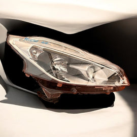 Frontscheinwerfer Peugeot 208 9810805880 90048532 LED Rechts Headlight