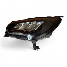 Laden Sie das Bild in den Galerie-Viewer, Frontscheinwerfer Peugeot 2008 II 9855524680 LED Ein Stück (Rechts oder Links)