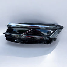 Load image into Gallery viewer, Frontscheinwerfer VW Touareg 761941081 LED Links Scheinwerfer Headlight