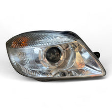 Laden Sie das Bild in den Galerie-Viewer, Frontscheinwerfer Skoda Fabia II Rechts Scheinwerfer Headlight