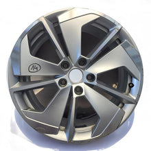 Laden Sie das Bild in den Galerie-Viewer, 1x Alufelge 18 Zoll 7.5&quot; 5x112 48ET Glanz Silber 5E3601025 Skoda Octavia 5e3 Iv