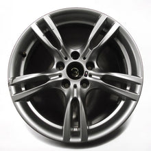 Laden Sie das Bild in den Galerie-Viewer, 1x Alufelge 18 Zoll 5x120 47ET Glanz Silber 7845881 BMW 3 F30 F32 Rim Wheel FEL6675810852un